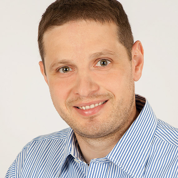 Jozsef Vanya bei Zahnarzt Süllner in Bogen bei Straubing